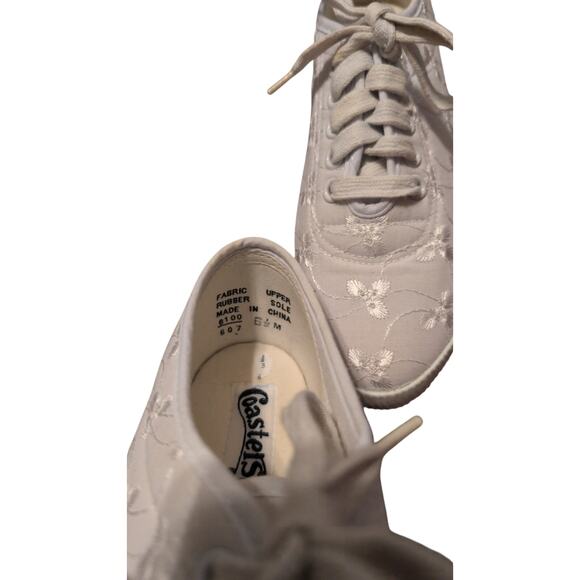 Coasters Casual Lace-Up Sneakers – Size 6.5 - Picture 4 of 4